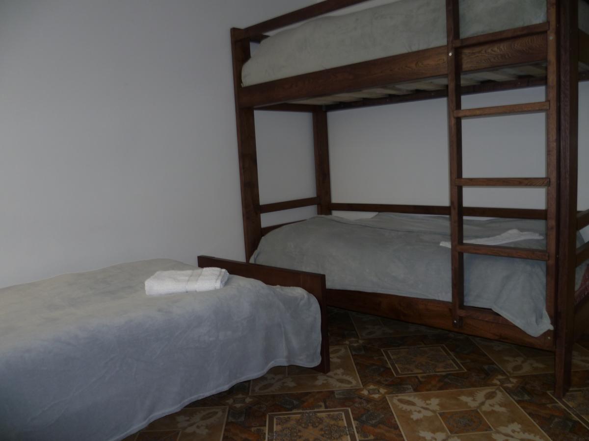 Home Hotel Kamianets-Podilskyi Ngoại thất bức ảnh