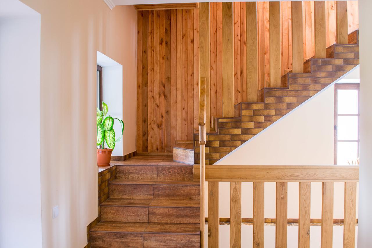 Home Hotel Kamianets-Podilskyi Ngoại thất bức ảnh