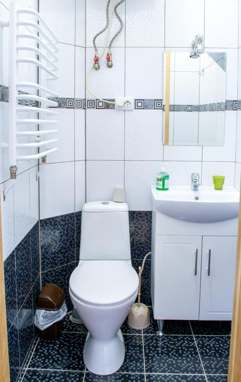 Home Hotel Kamianets-Podilskyi Ngoại thất bức ảnh
